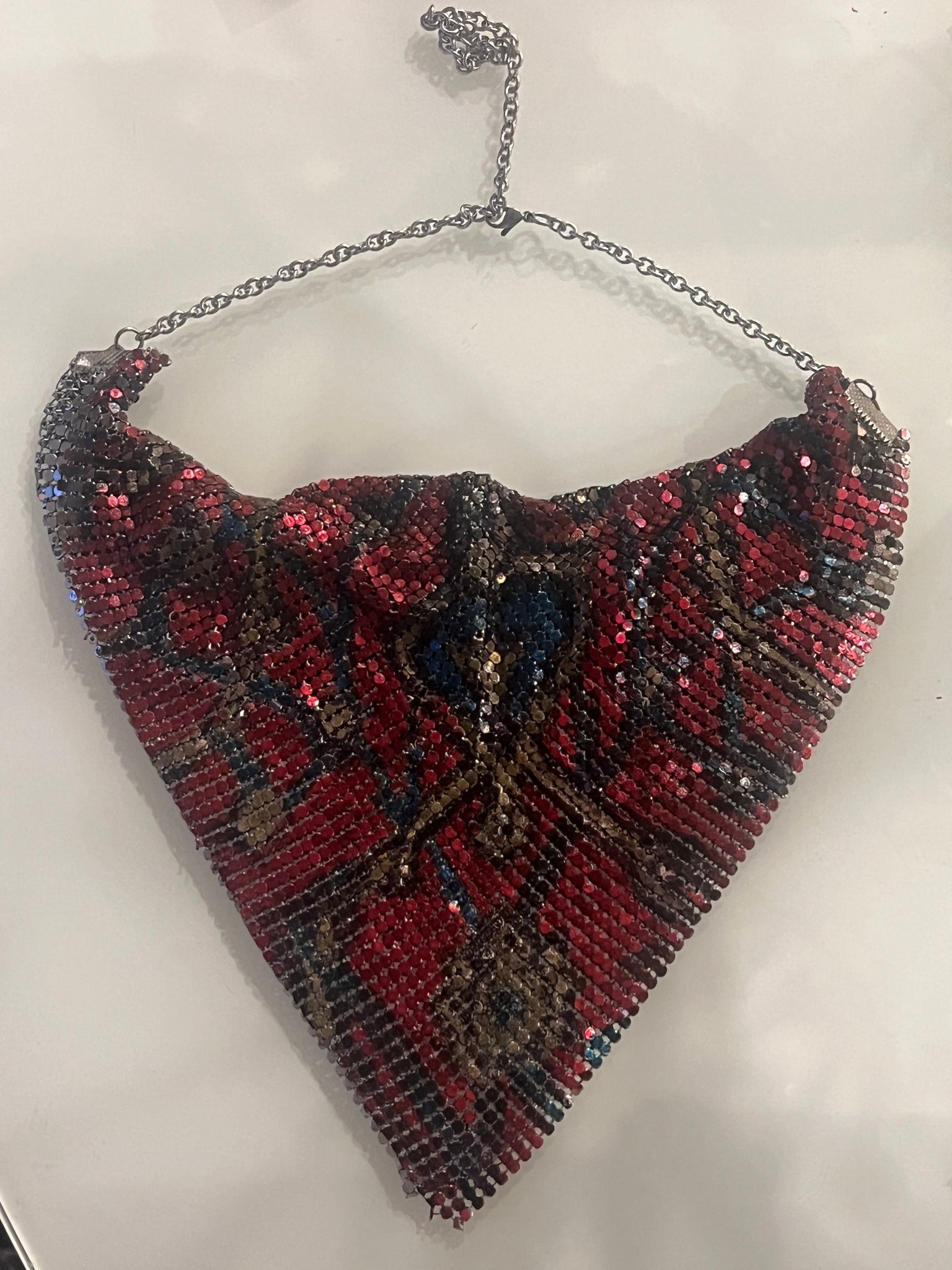 Red Carpet Metalmesh Drape Necklace